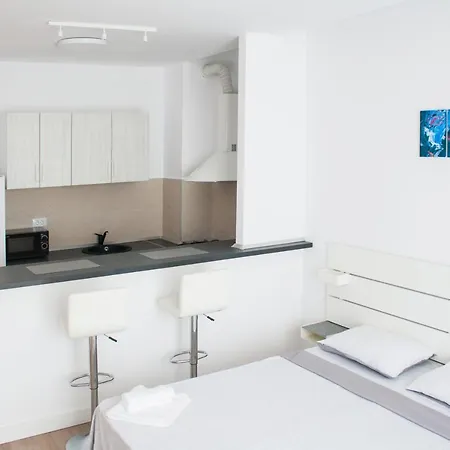 Apartament California Suites